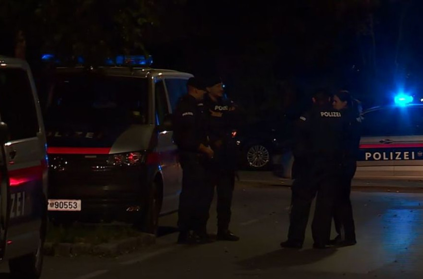 Rettenetes! Kitört a pánik, lövöldözés tört ki Bécsben